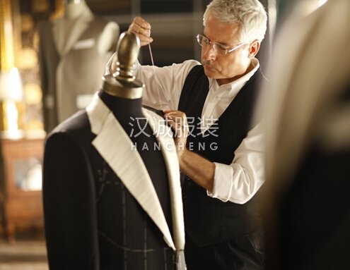 北京定制西服哪家好?專業西服廠家